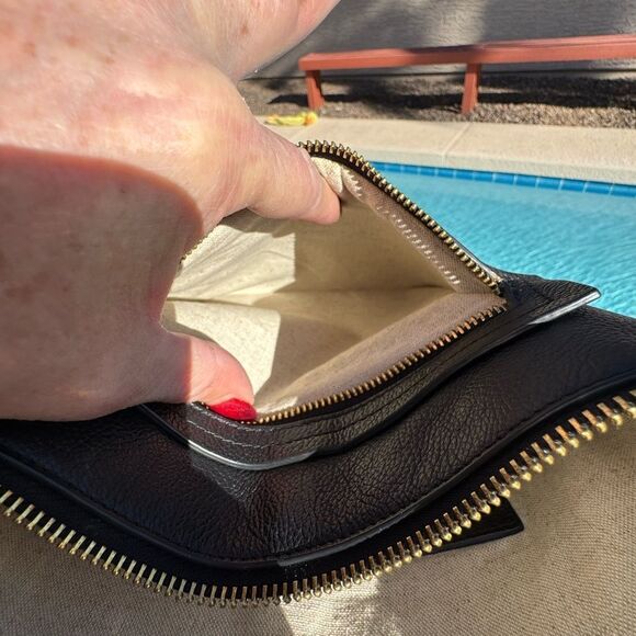 Botkier black pebble leather large crossbody bag xl strap lots of pockets EUC - Picture 6 of 15